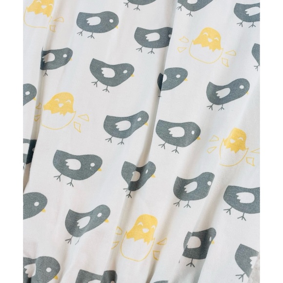 MONICA & ANDY • White/Grey/Yellow Baby Chick Print Sleeper Gown - Picture 10 of 16